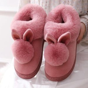 Bunny Pompom Winterpantoffels – Zachte & Warme Indoor Slippers