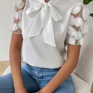 Elegante Blouse met Strikdetail en 3D Netstof Mouwen
