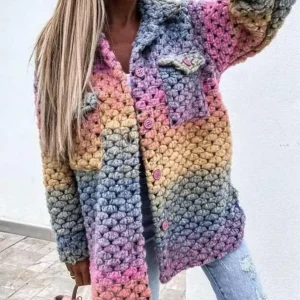 Lana – Vlechtjas in Regenboogkleuren voor Dames | Stijlvolle en Kleurrijke Jas