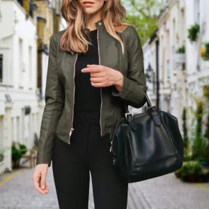 LuxuraTrend - Damesmode Leren Jas | Elegante en Tijdloze Bikerstijl